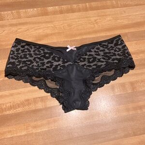 Victoria's Secret Cheeky Lace Panty Size Medium